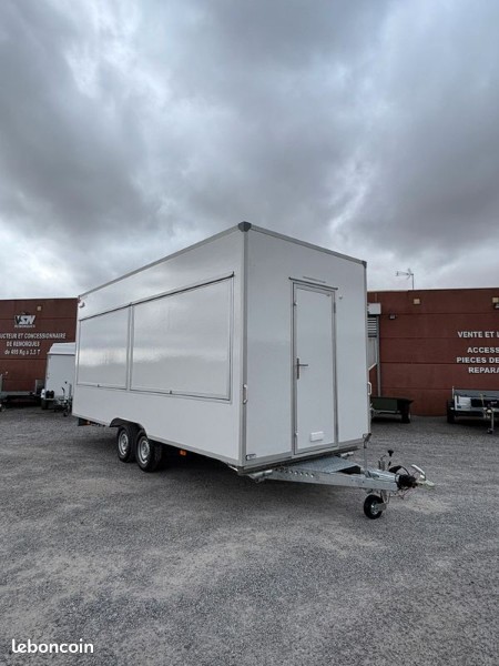 REMORQUE MAGASIN XL 520X203X230 CM PTAC 2000 KG 