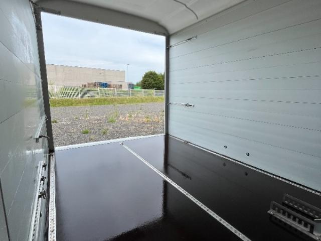 À VENDRE – Remorque Fourgon d’occasion HUMBAUR HKPA 