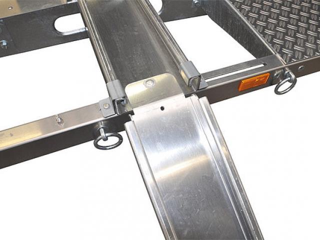 REMORQUE VAN 2 ESSIEUX FREINES XANTHOS KUTSCHE PORTE CALÈCHE ROUES EXTERIEURES
