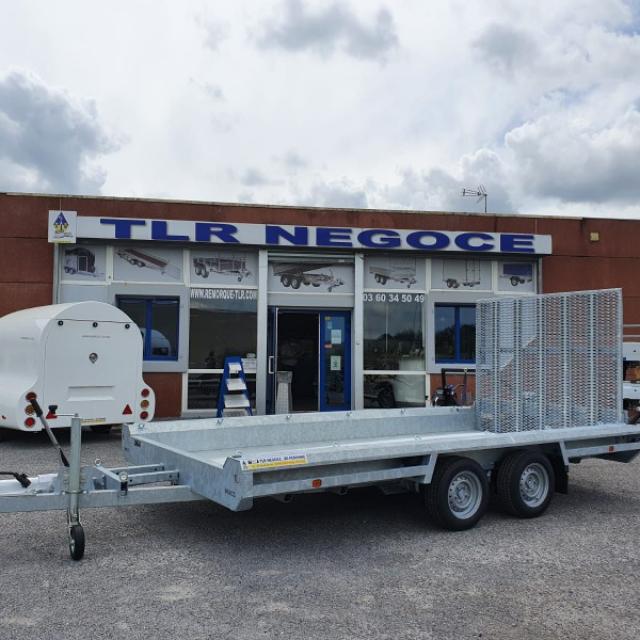 PORTE ENGIN 3500 KG A SAISIR 